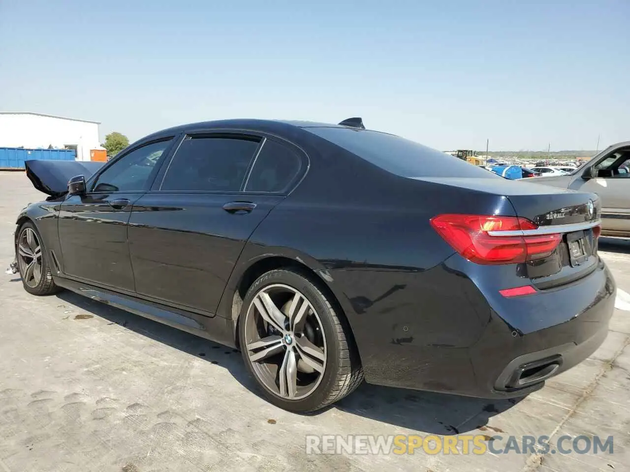 2 Photograph of a damaged car WBA7F0C57KGM25548 BMW 7 SERIES 2019