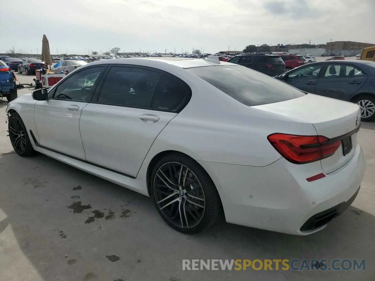 2 Photograph of a damaged car WBA7F0C59KGM24241 BMW 7 SERIES 2019
