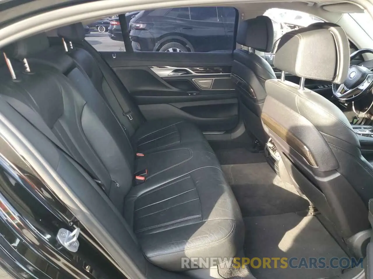 10 Фотография поврежденного автомобиля WBA7T2C01LGL17386 BMW 7 SERIES 2020