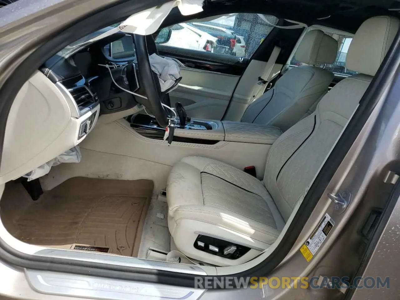 7 Фотография поврежденного автомобиля WBA7T2C0XLCD68668 BMW 7 SERIES 2020