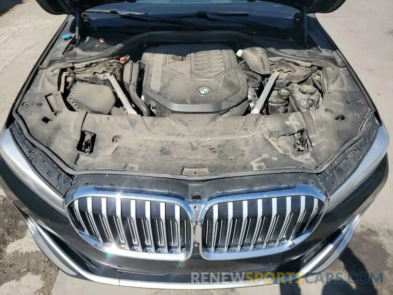 11 Фотография поврежденного автомобиля WBA7T4C08LCD01045 BMW 7 SERIES 2020