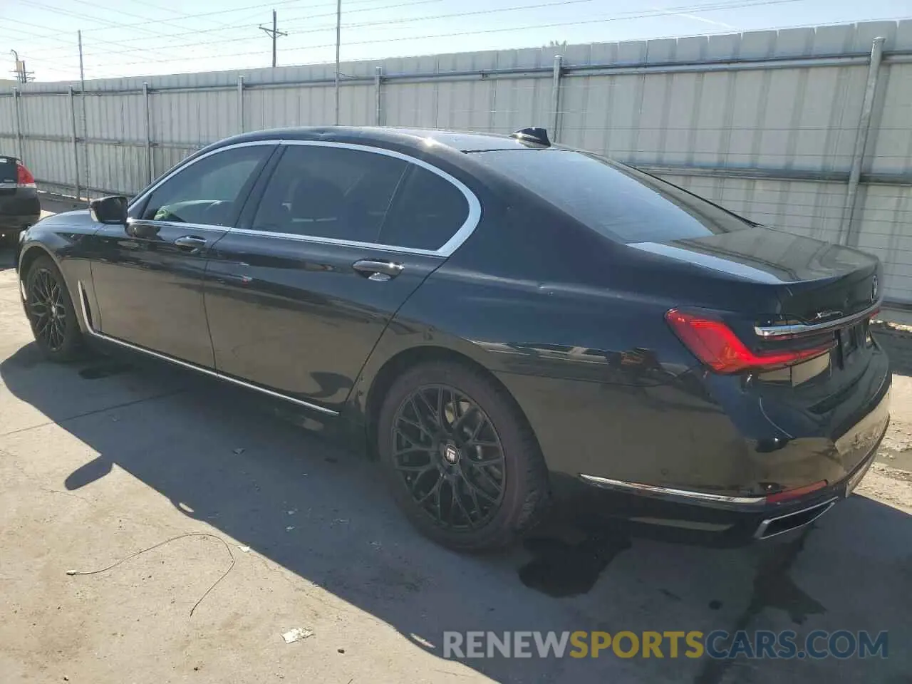 2 Фотография поврежденного автомобиля WBA7T4C08LCD01045 BMW 7 SERIES 2020