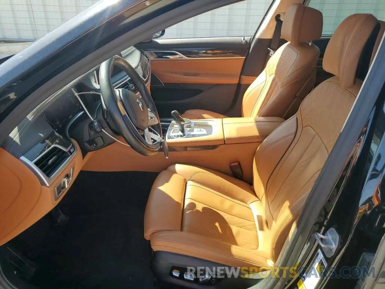 7 Фотография поврежденного автомобиля WBA7T4C08LCD01045 BMW 7 SERIES 2020