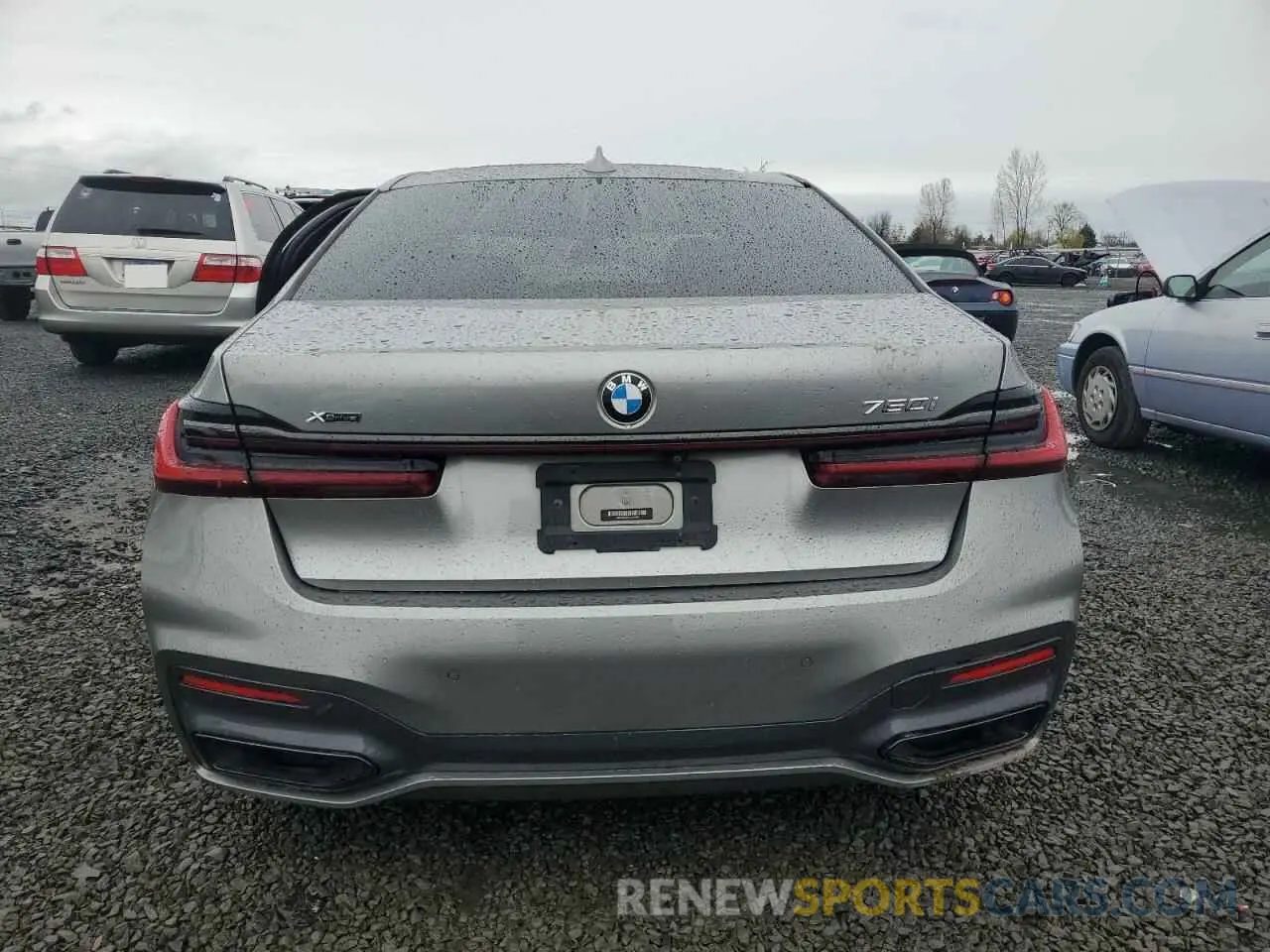 6 Photograph of a damaged car WBA7U2C00LGJ59975 BMW 7 SERIES 2020