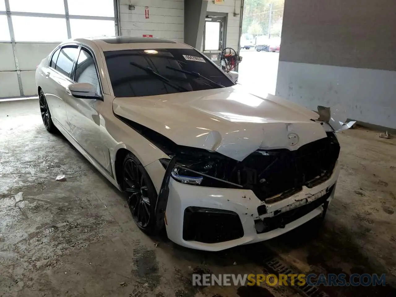 1 Фотография поврежденного автомобиля WBA7U2C09LBM62167 BMW 7 SERIES 2020