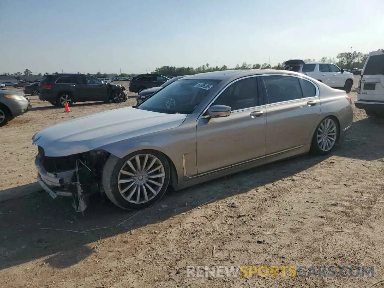 1 Фотография поврежденного автомобиля WBA7T2C02MCF77517 BMW 7 SERIES 2021