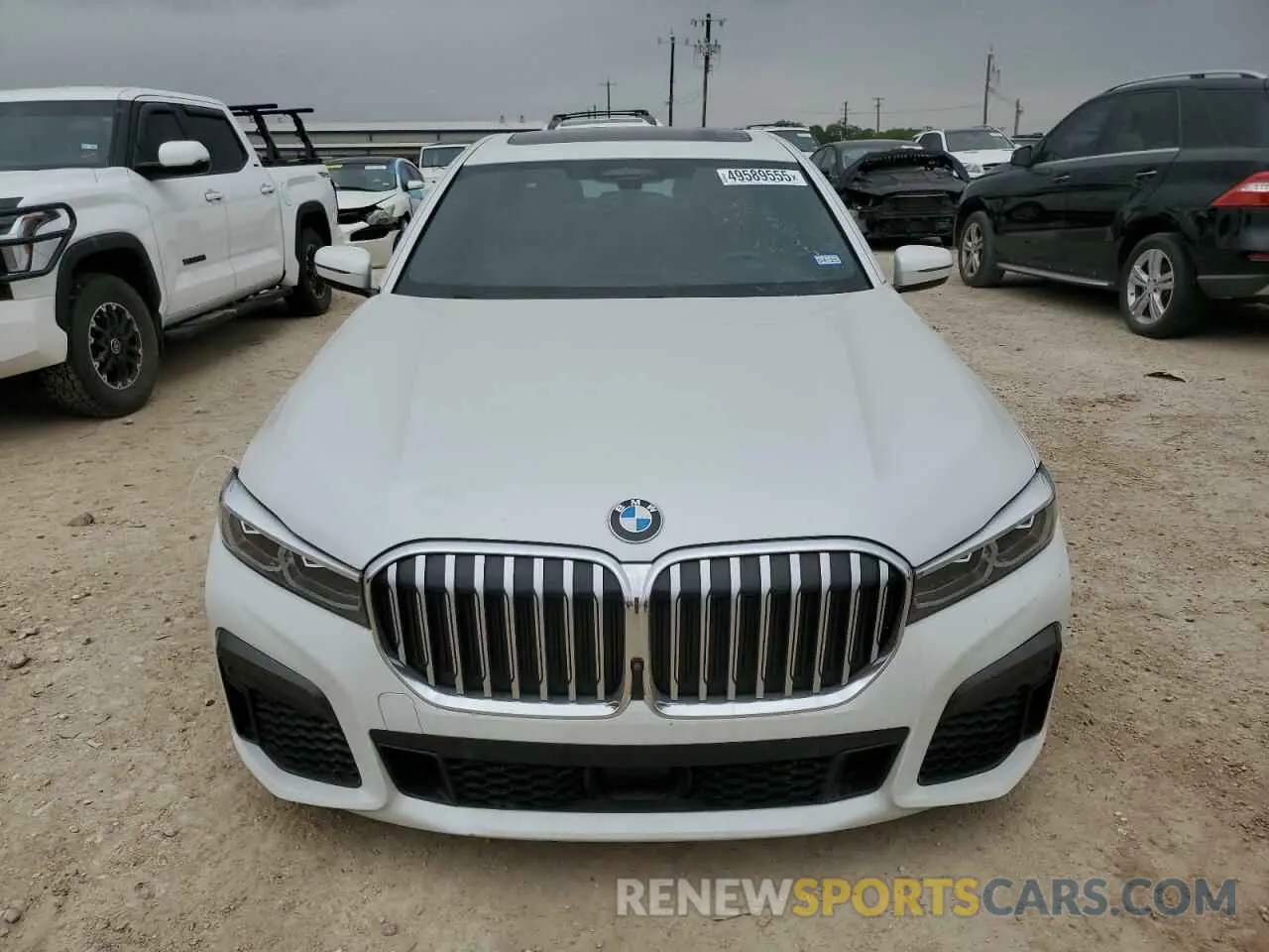 5 Photograph of a damaged car WBA7T2C06MCF88813 BMW 7 SERIES 2021