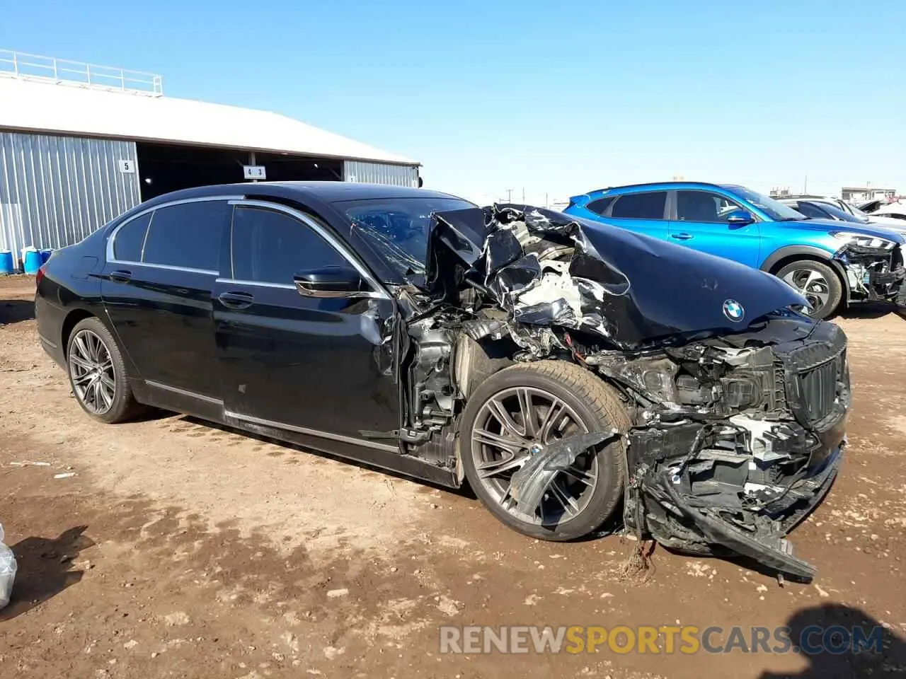 4 Photograph of a damaged car WBA7T2C07MCG12035 BMW 7 SERIES 2021