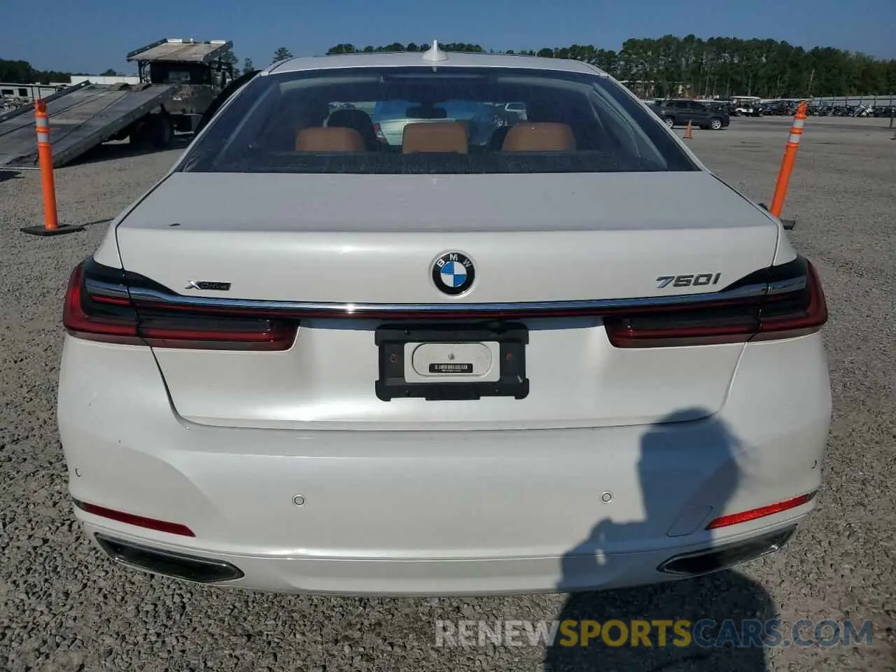 6 Photograph of a damaged car WBA7U2C0XMCF54323 BMW 7 SERIES 2021