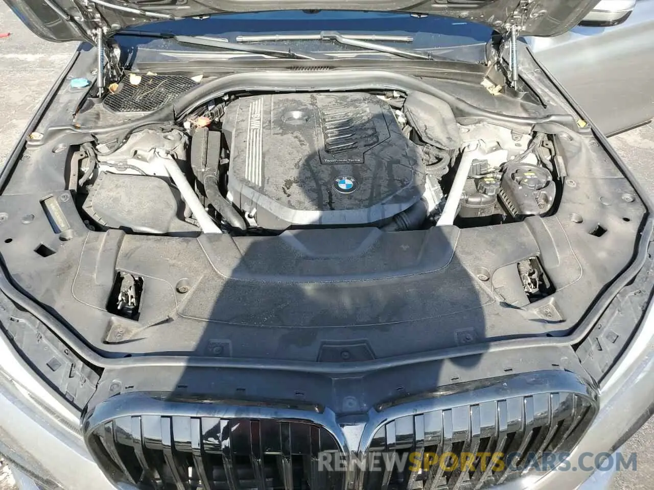 11 Photograph of a damaged car WBA7T4C03NCK85529 BMW 7 SERIES 2022