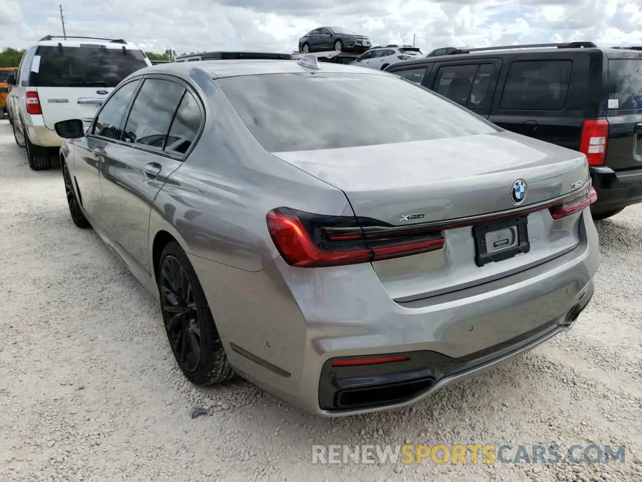 3 Фотография поврежденного автомобиля WBA7U2C01NCG79440 BMW 7 SERIES 2022