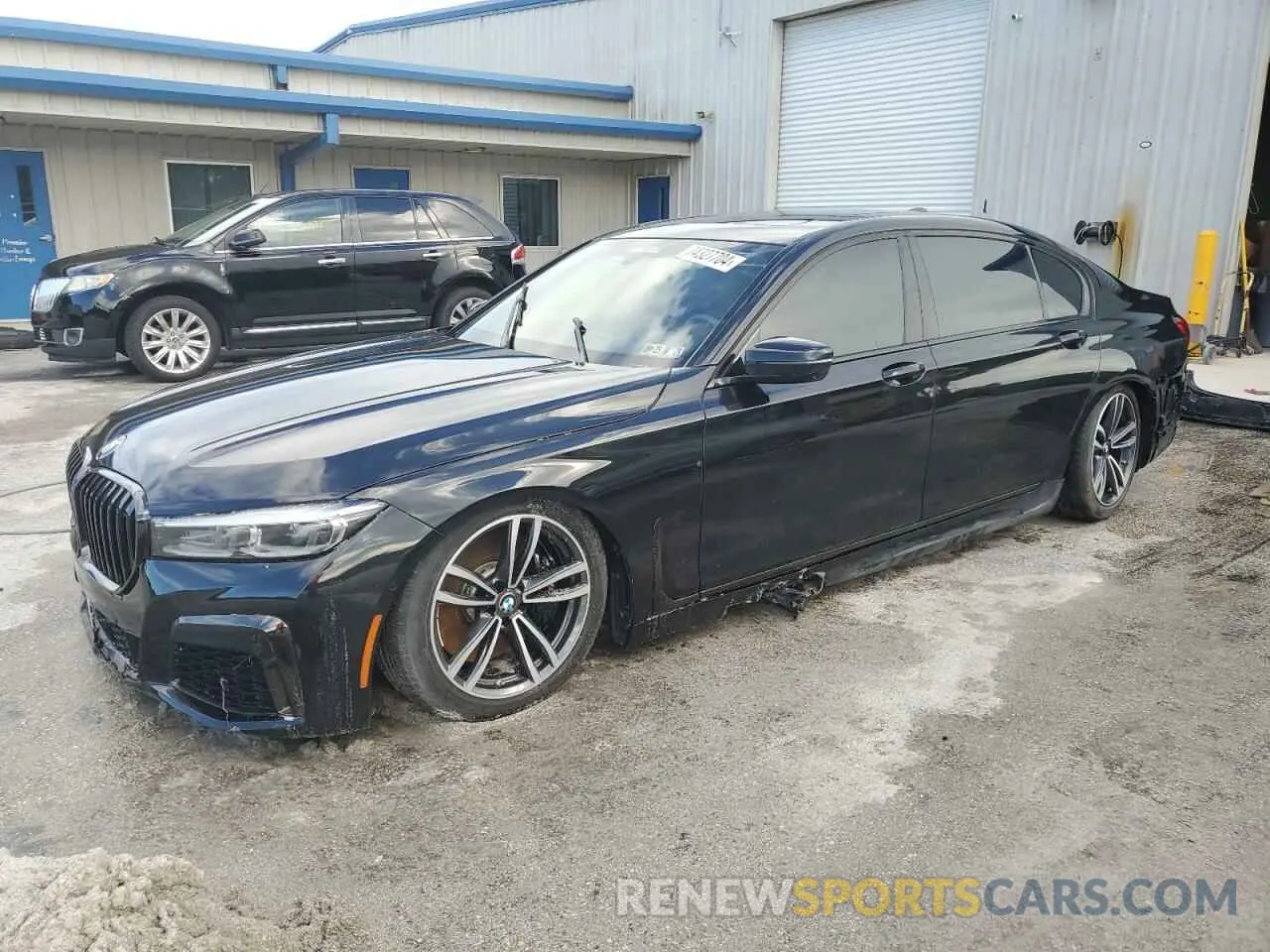 1 Фотография поврежденного автомобиля WBA7U2C01NCK83702 BMW 7 SERIES 2022