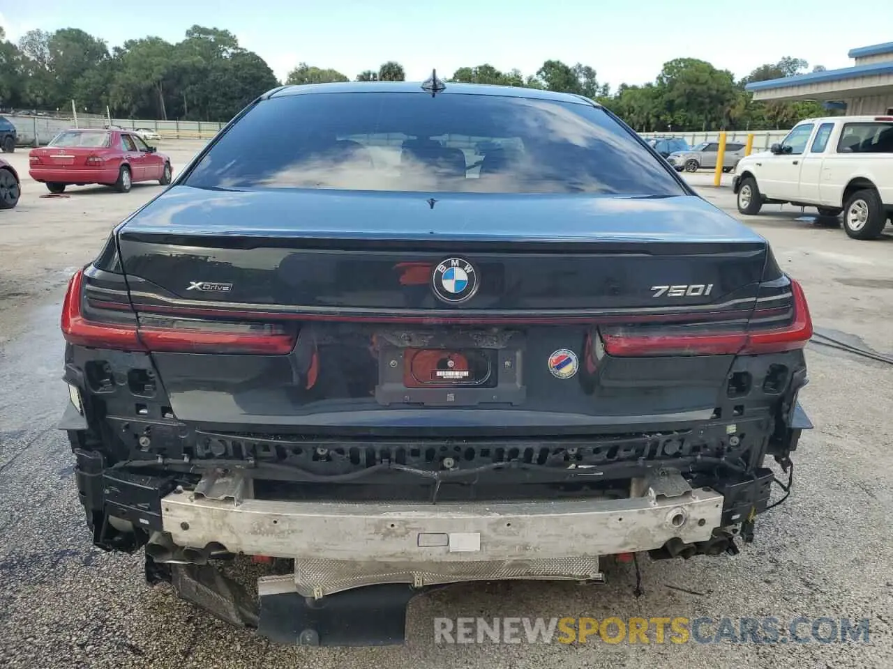 6 Фотография поврежденного автомобиля WBA7U2C01NCK83702 BMW 7 SERIES 2022