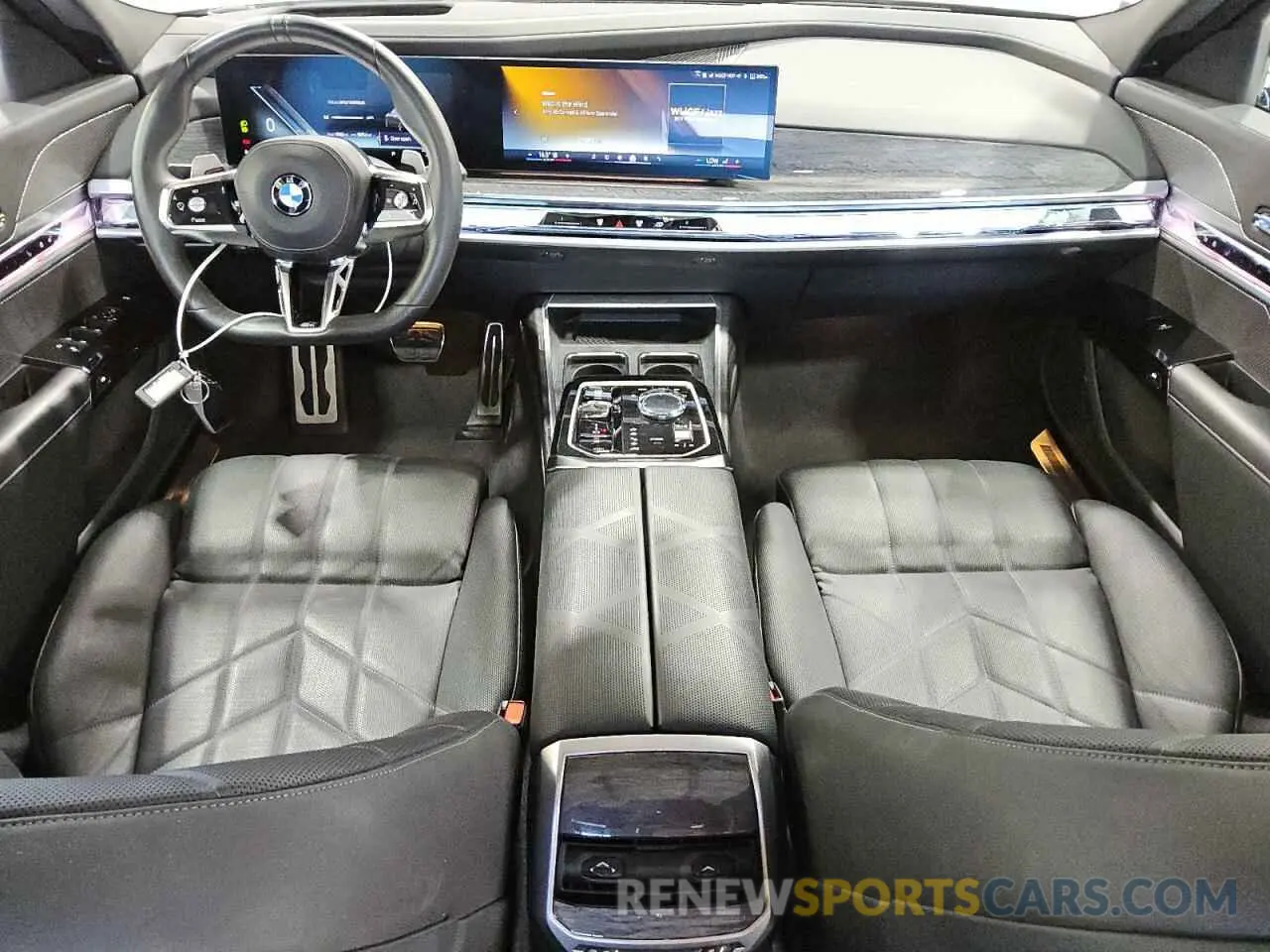 8 Фотография поврежденного автомобиля WBA33EH08RCS18086 BMW 7 SERIES 2024