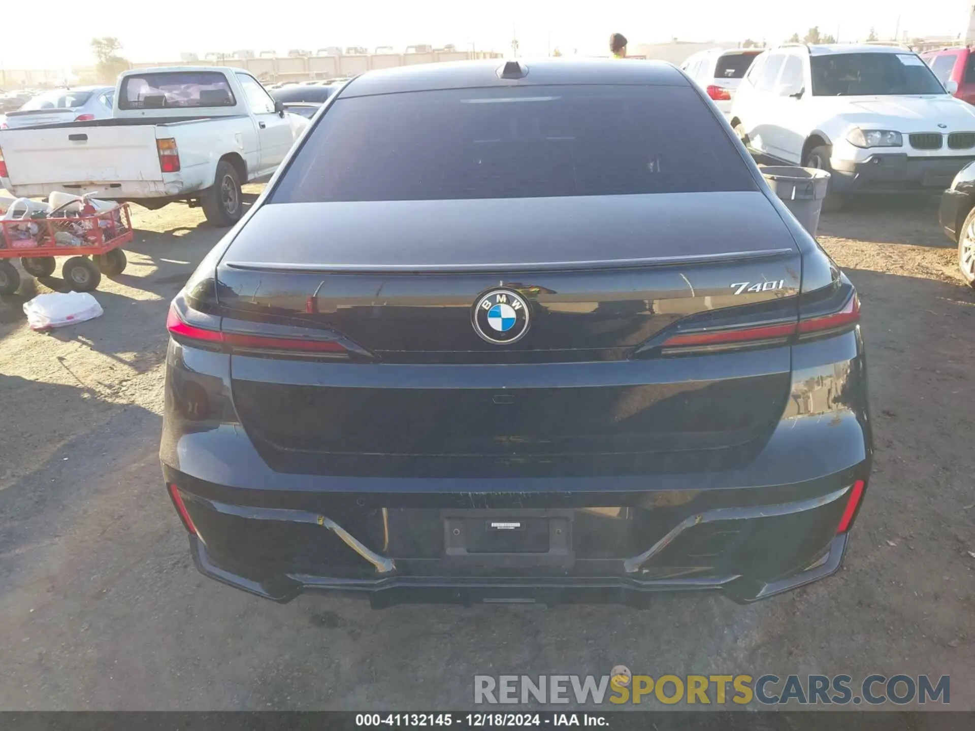 15 Фотография поврежденного автомобиля WBA23EH01PCM68861 BMW 740 2023
