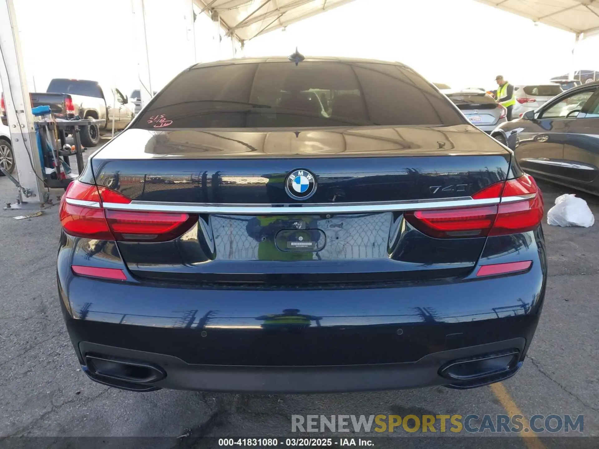 16 Photograph of a damaged car WBA7E2C58KB218419 BMW 740I 2019