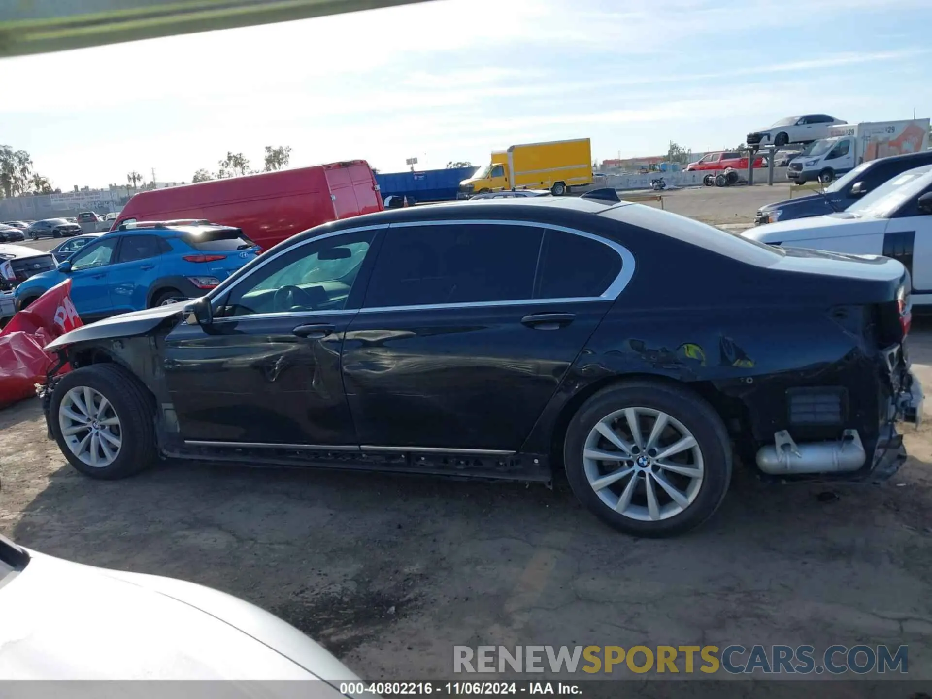 15 Photograph of a damaged car WBA7E2C5XKB216932 BMW 740I 2019