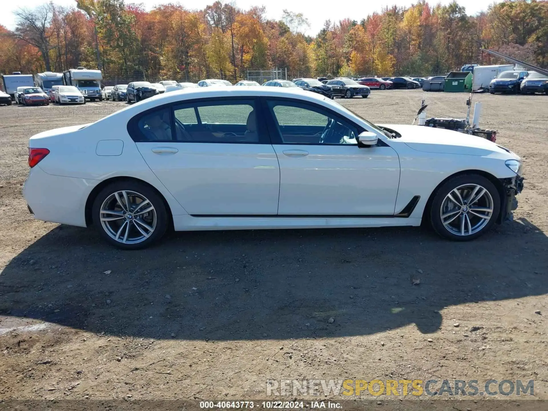 13 Фотография поврежденного автомобиля WBA7E4C50KGV28496 BMW 740I 2019