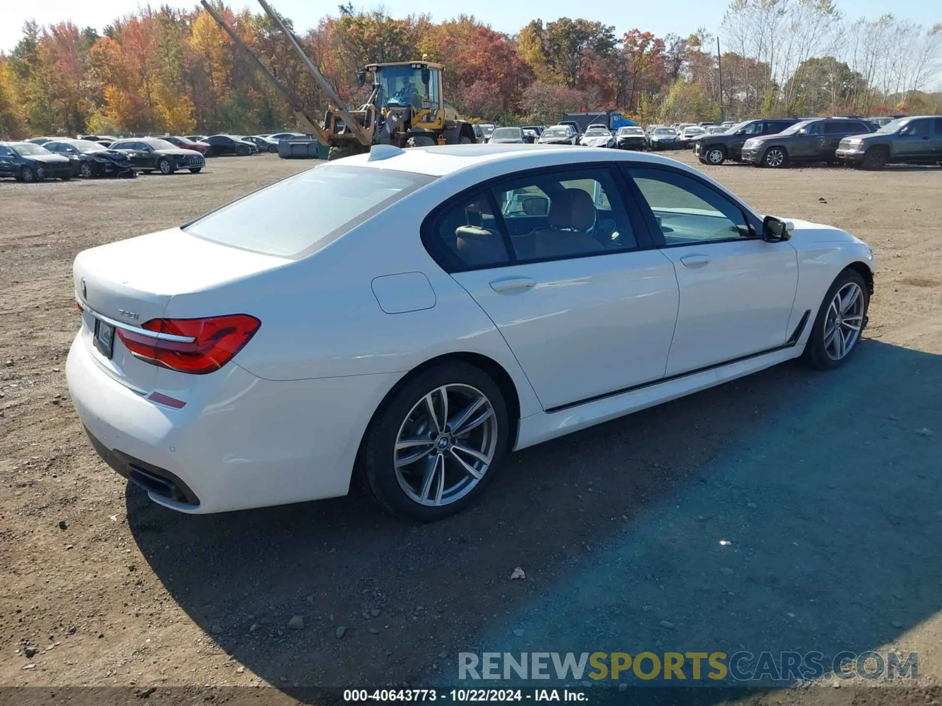 4 Фотография поврежденного автомобиля WBA7E4C50KGV28496 BMW 740I 2019