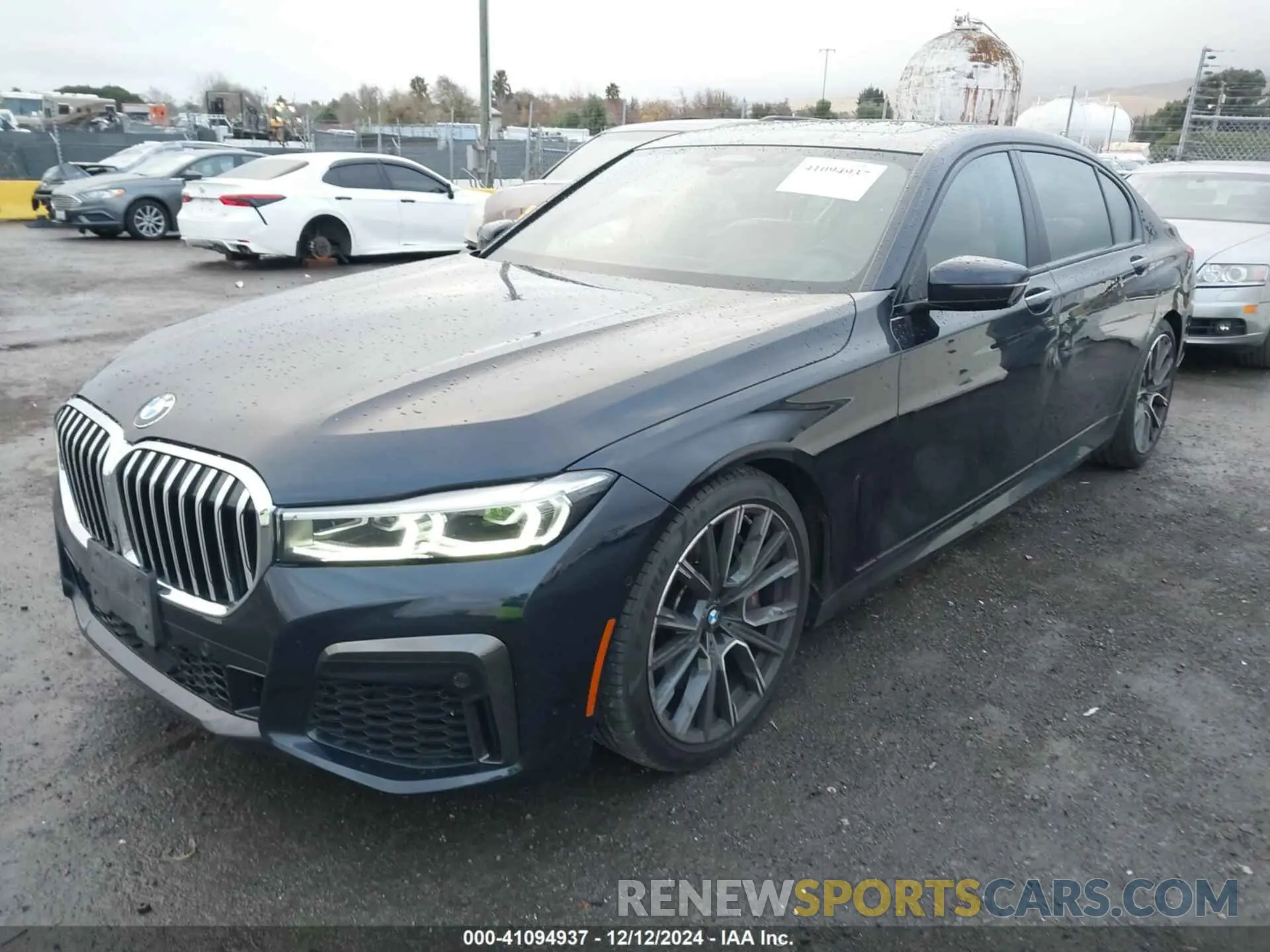 2 Photograph of a damaged car WBA7T2C05MCE60952 BMW 740I 2021