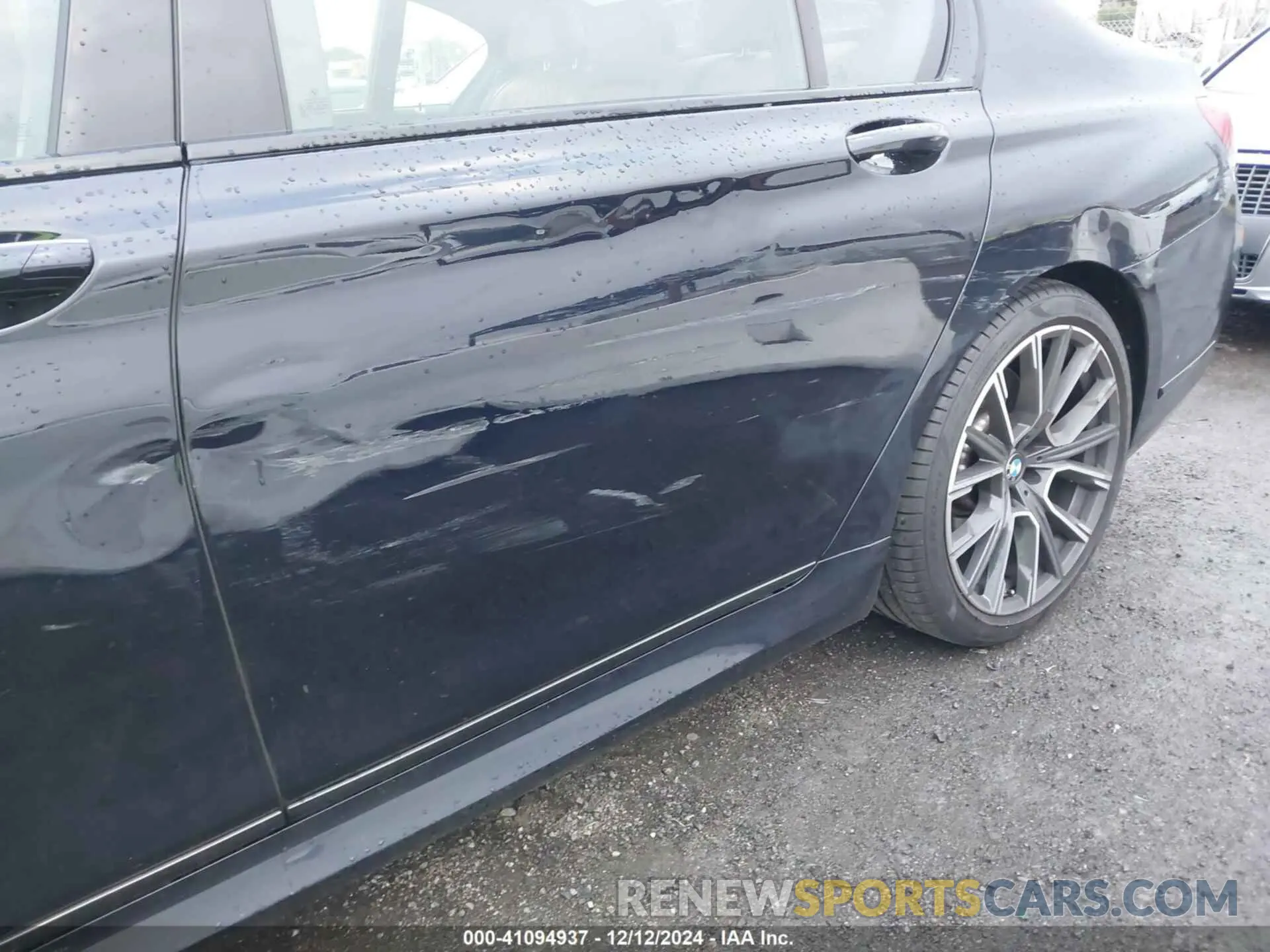 6 Photograph of a damaged car WBA7T2C05MCE60952 BMW 740I 2021