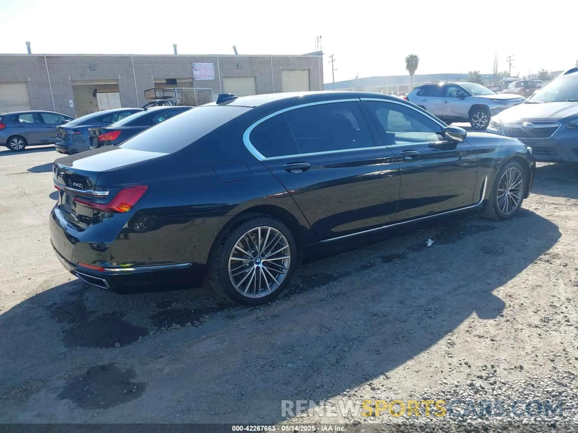 4 Photograph of a damaged car WBA7T2C05MCG31540 BMW 740I 2021