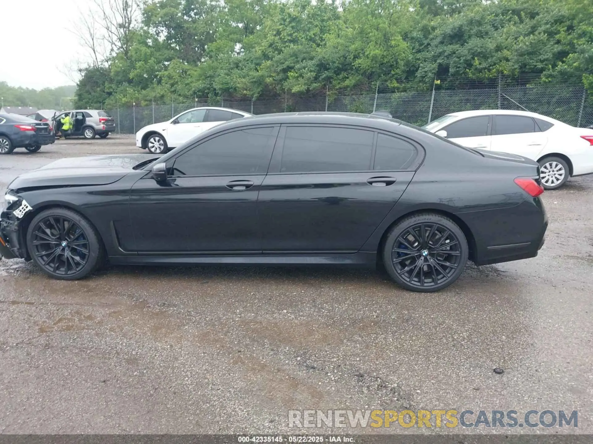 15 Photograph of a damaged car WBA7T2C0XMCF73506 BMW 740I 2021