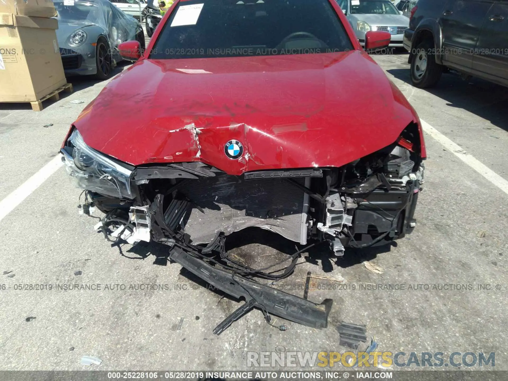 6 Photograph of a damaged car WBA7F0C5XKGM24720 BMW 750 2019