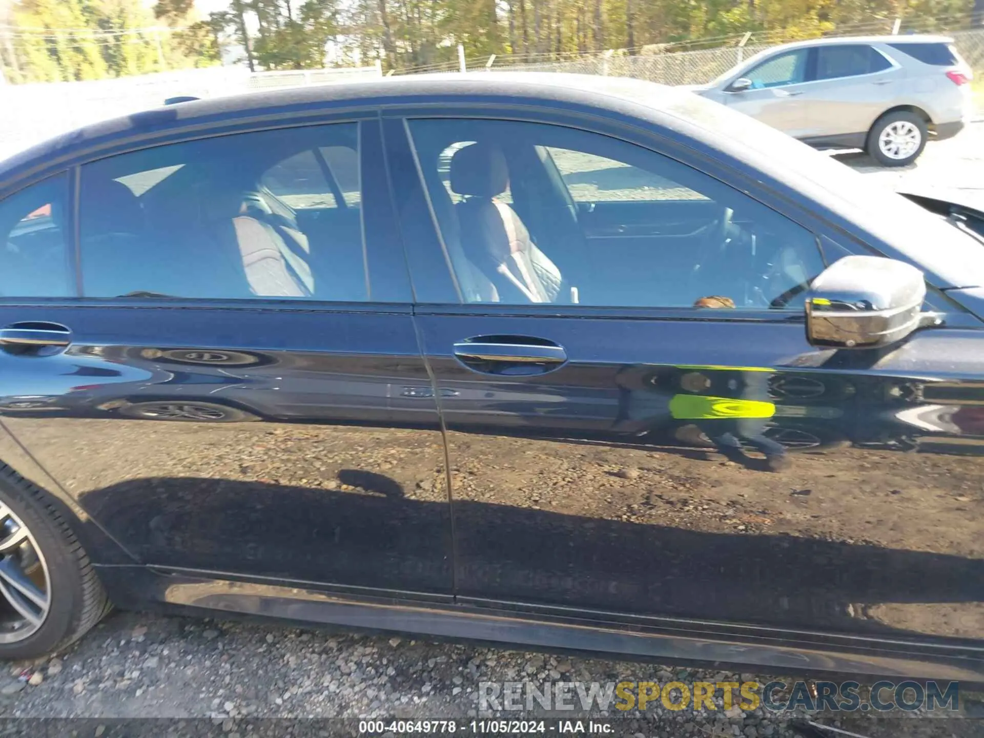 14 Photograph of a damaged car WBA7U2C00LGM27424 BMW 750I 2020