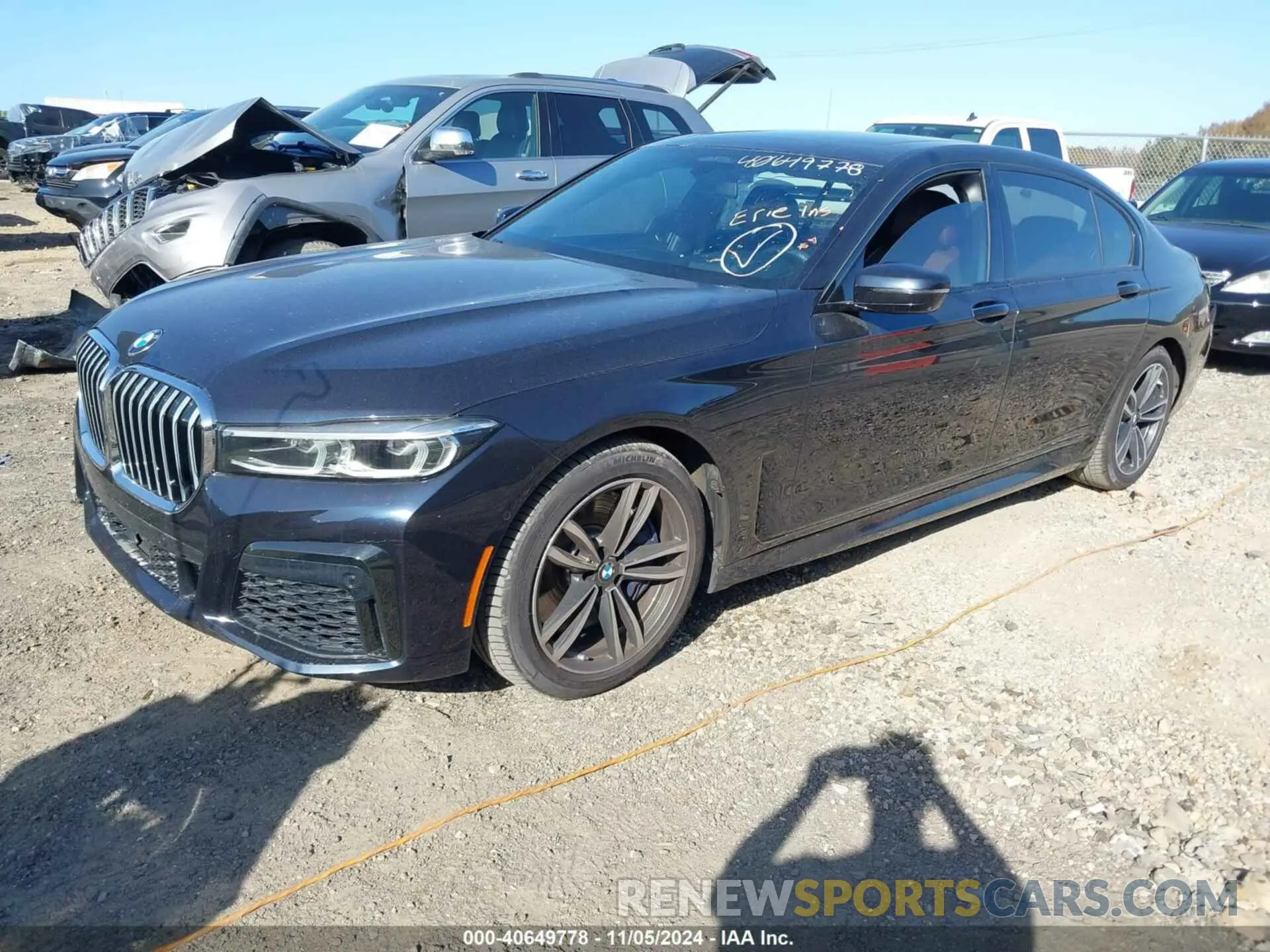 2 Photograph of a damaged car WBA7U2C00LGM27424 BMW 750I 2020