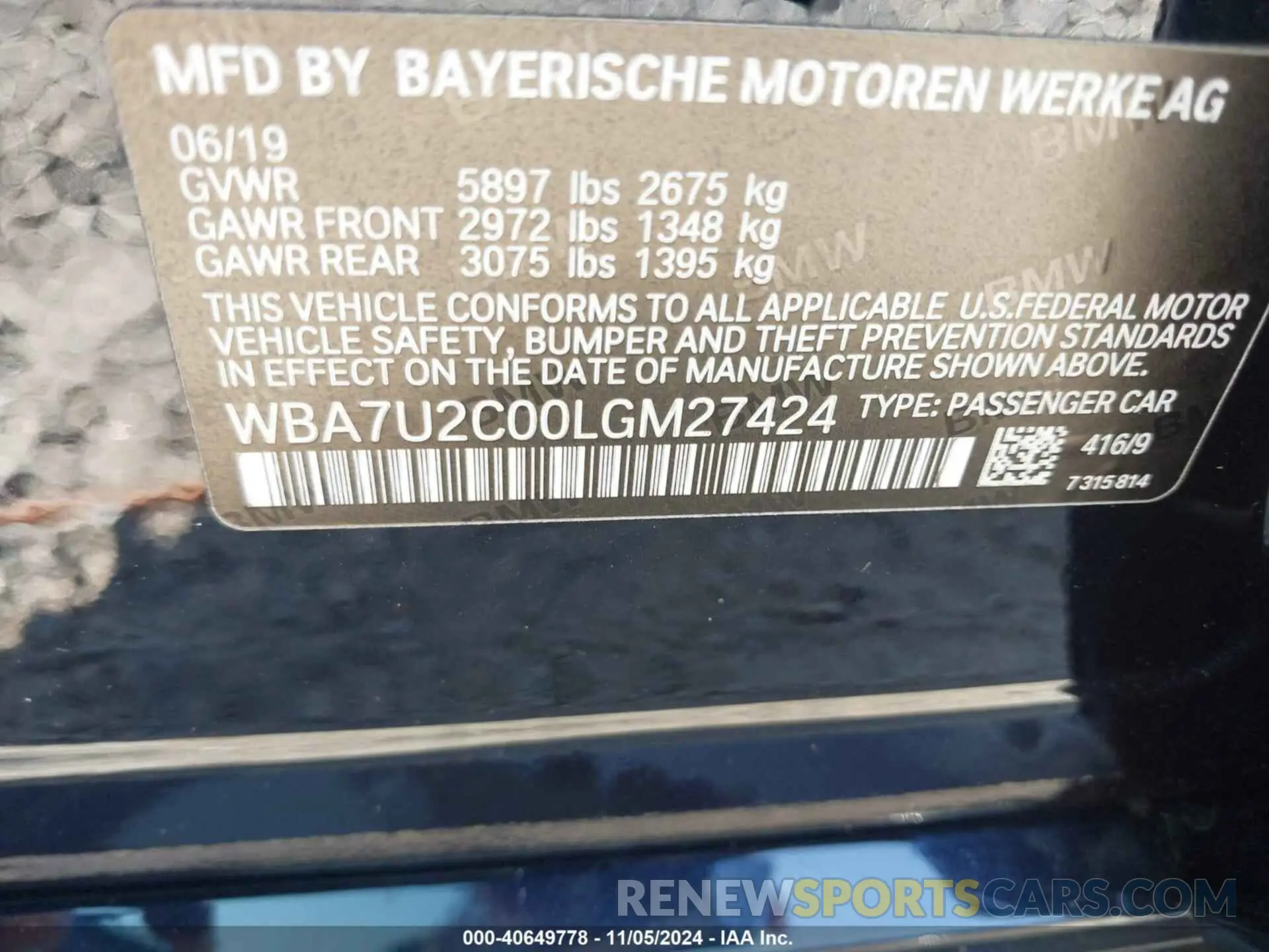 9 Photograph of a damaged car WBA7U2C00LGM27424 BMW 750I 2020