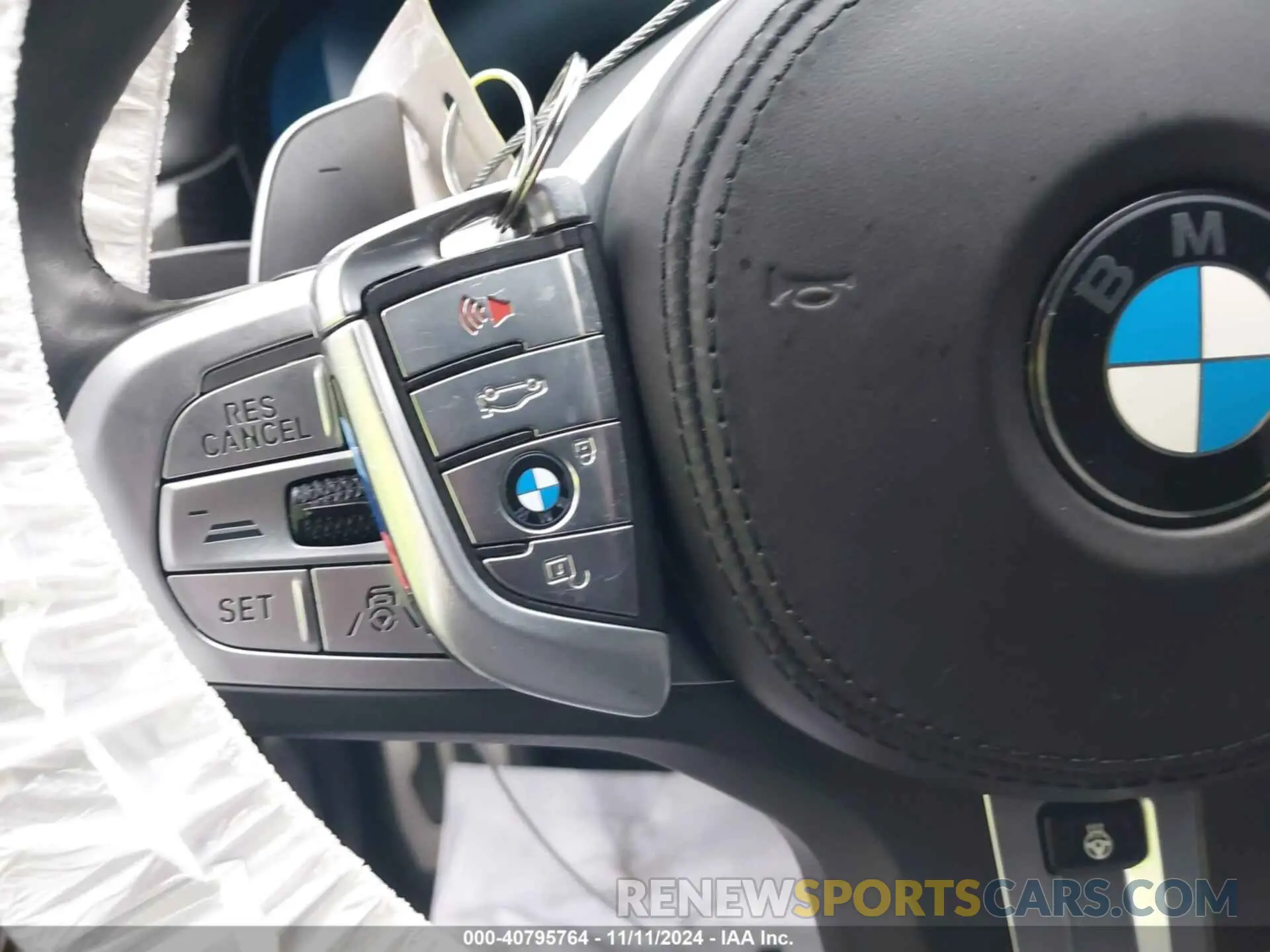 11 Фотография поврежденного автомобиля WBA7U2C09LGM27356 BMW 750I 2020