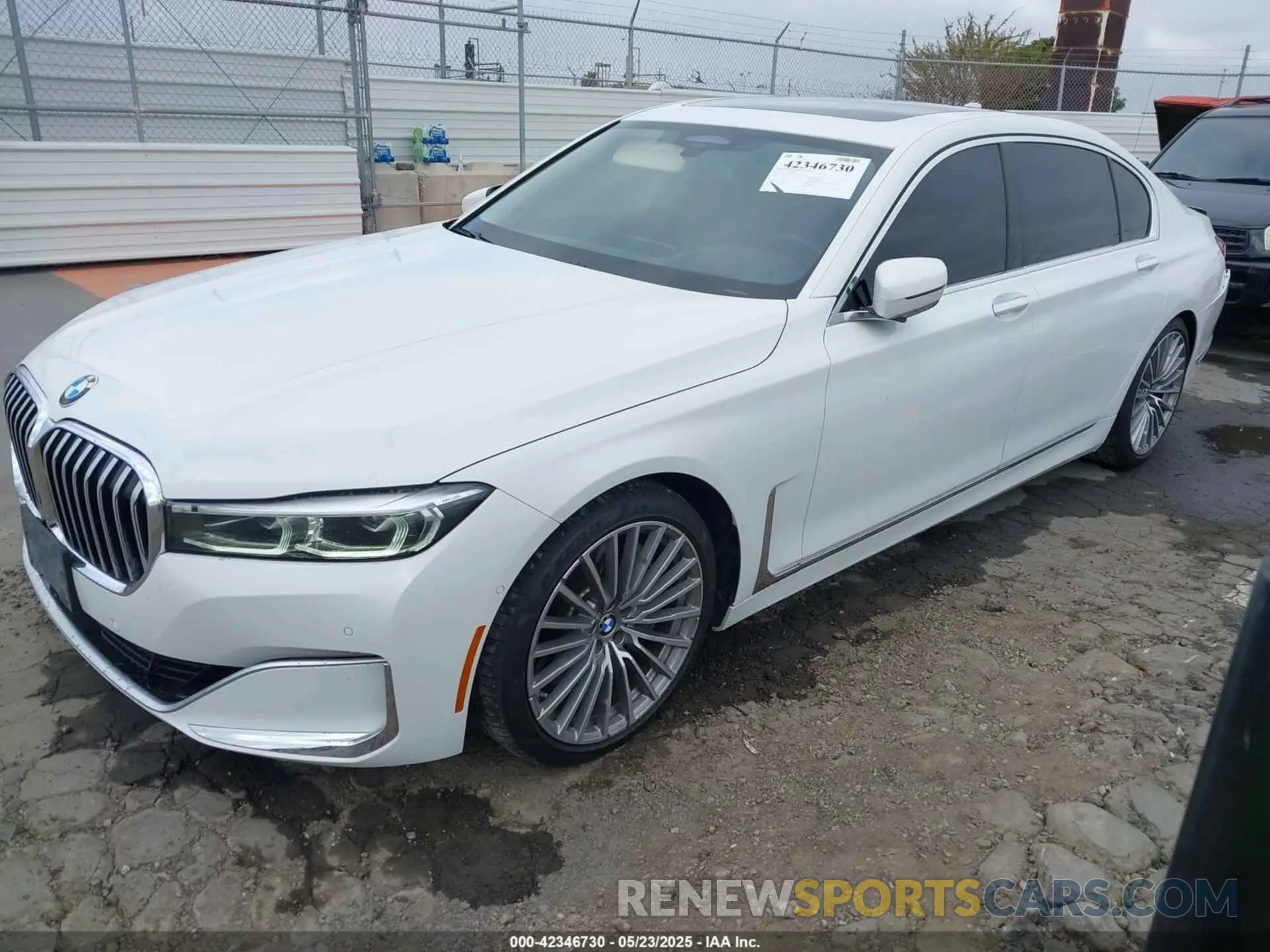 2 Фотография поврежденного автомобиля WBA7U2C09LGM27471 BMW 750I 2020