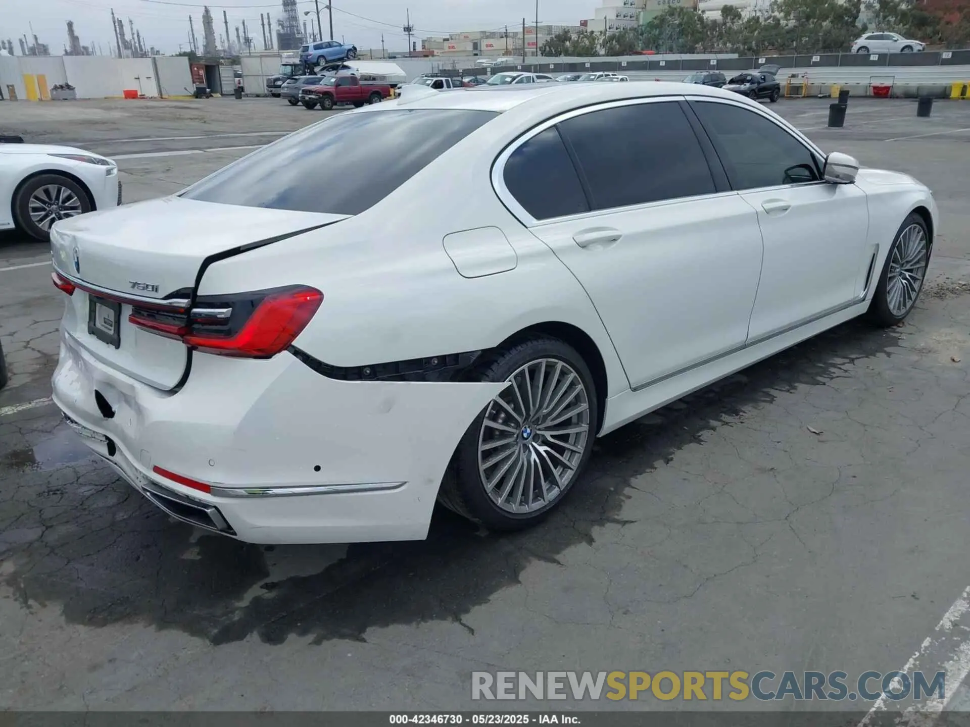 4 Фотография поврежденного автомобиля WBA7U2C09LGM27471 BMW 750I 2020