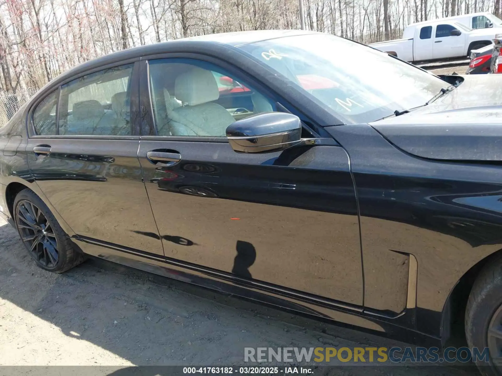 13 Фотография поврежденного автомобиля WBA7U2C05MCF72521 BMW 750I 2021