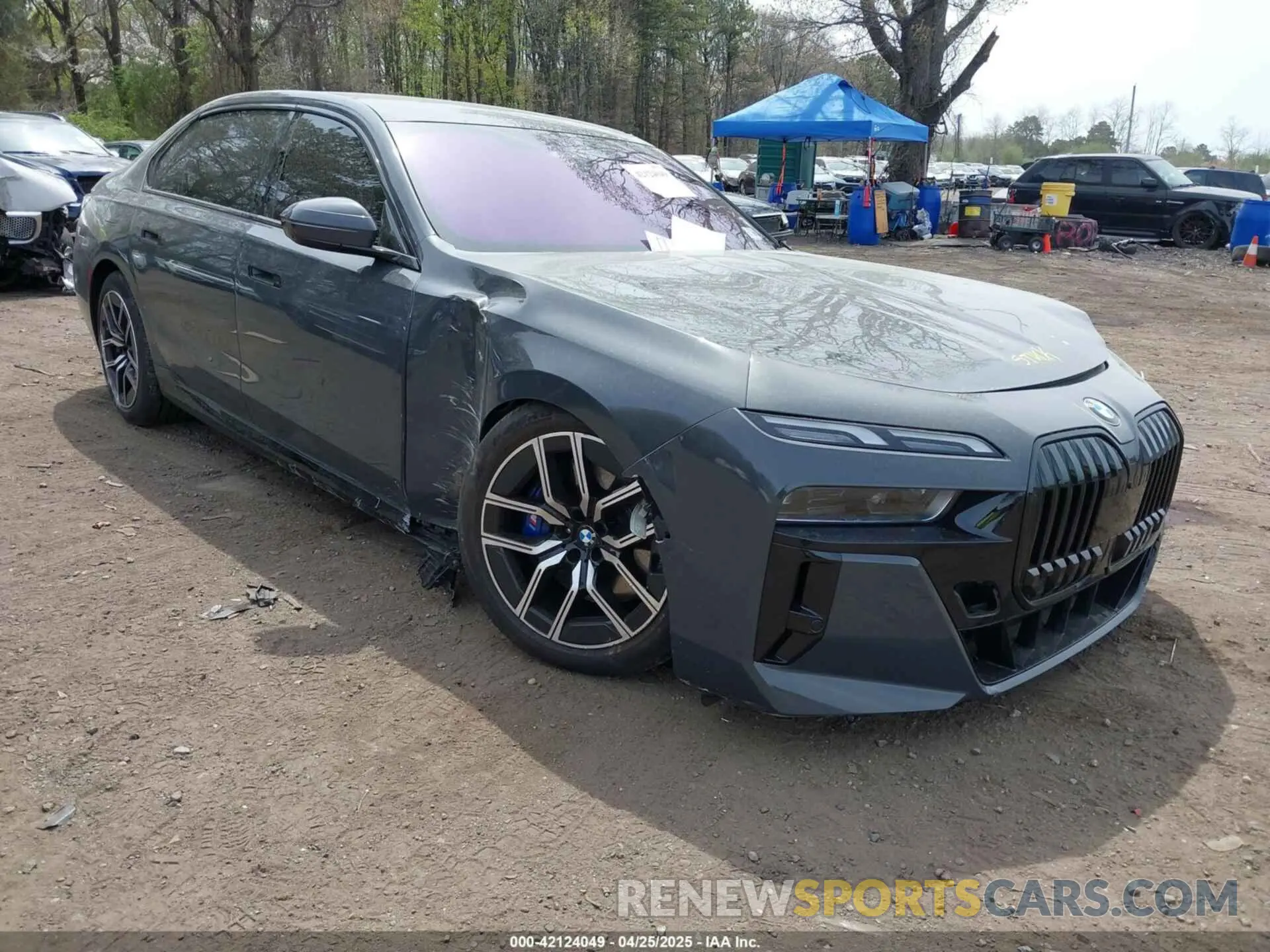 1 Фотография поврежденного автомобиля WBA33EJ06PCN52270 BMW 760 2023
