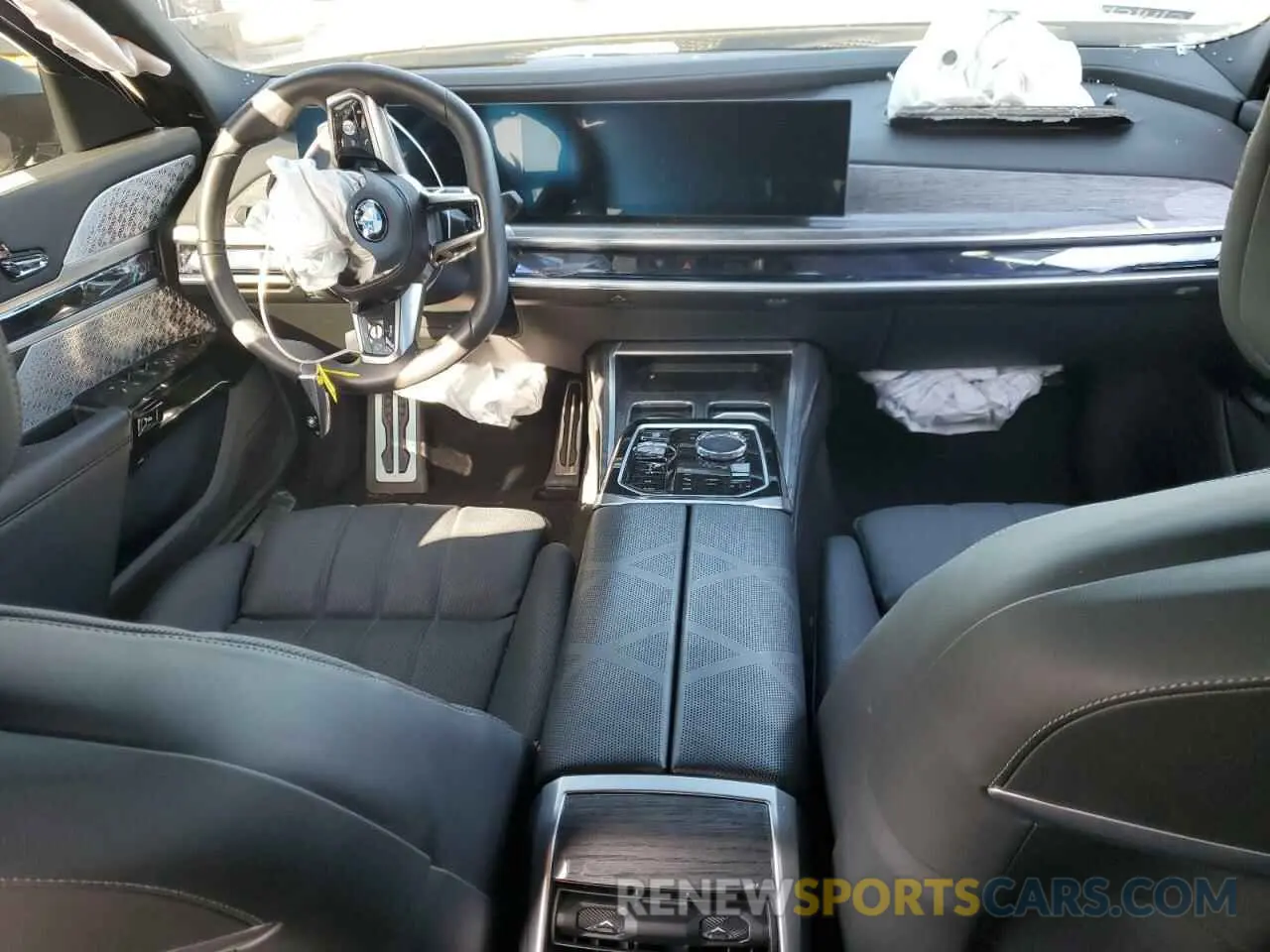 8 Фотография поврежденного автомобиля WBA33EJ0XPCL76968 BMW 760 XI 2023