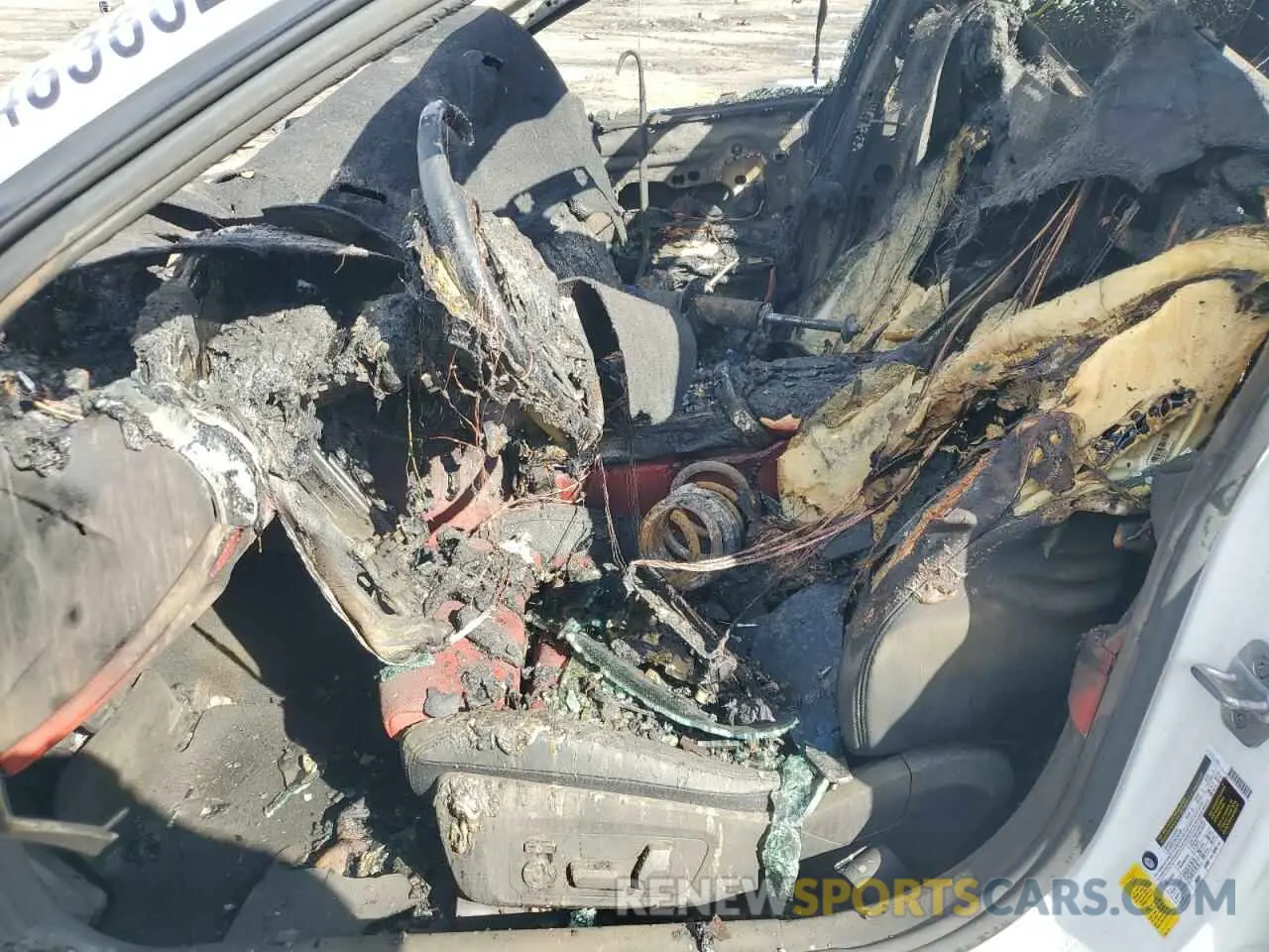 7 Photograph of a damaged car WBAGV2C03MCF18891 BMW 8 SERIES 2021