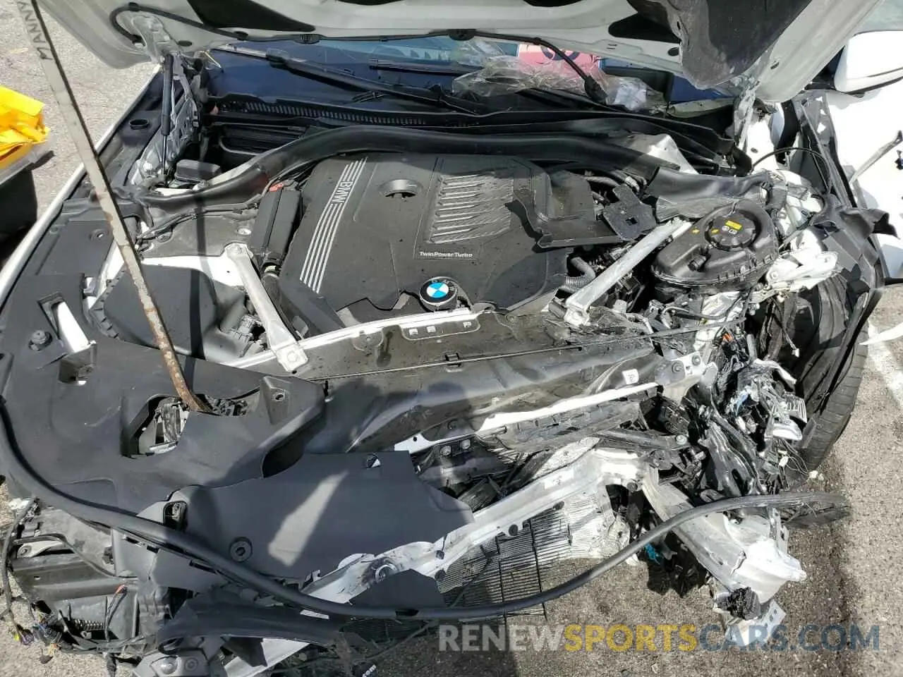 12 Photograph of a damaged car WBAAE2C09NCK22150 BMW 8 SERIES 2022