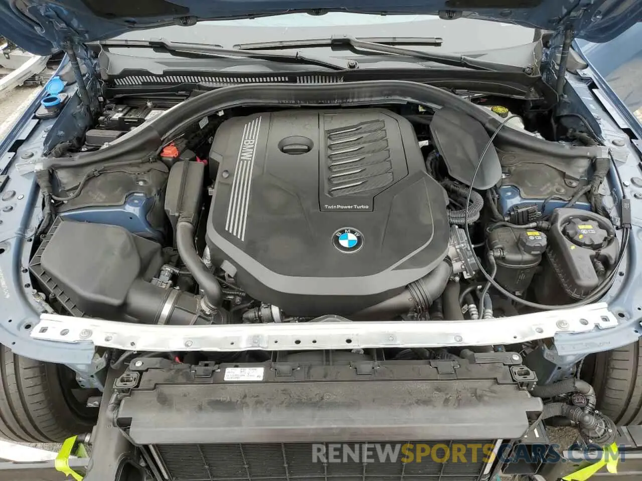 11 Фотография поврежденного автомобиля WBAGV2C09NCH74342 BMW 8 SERIES 2022