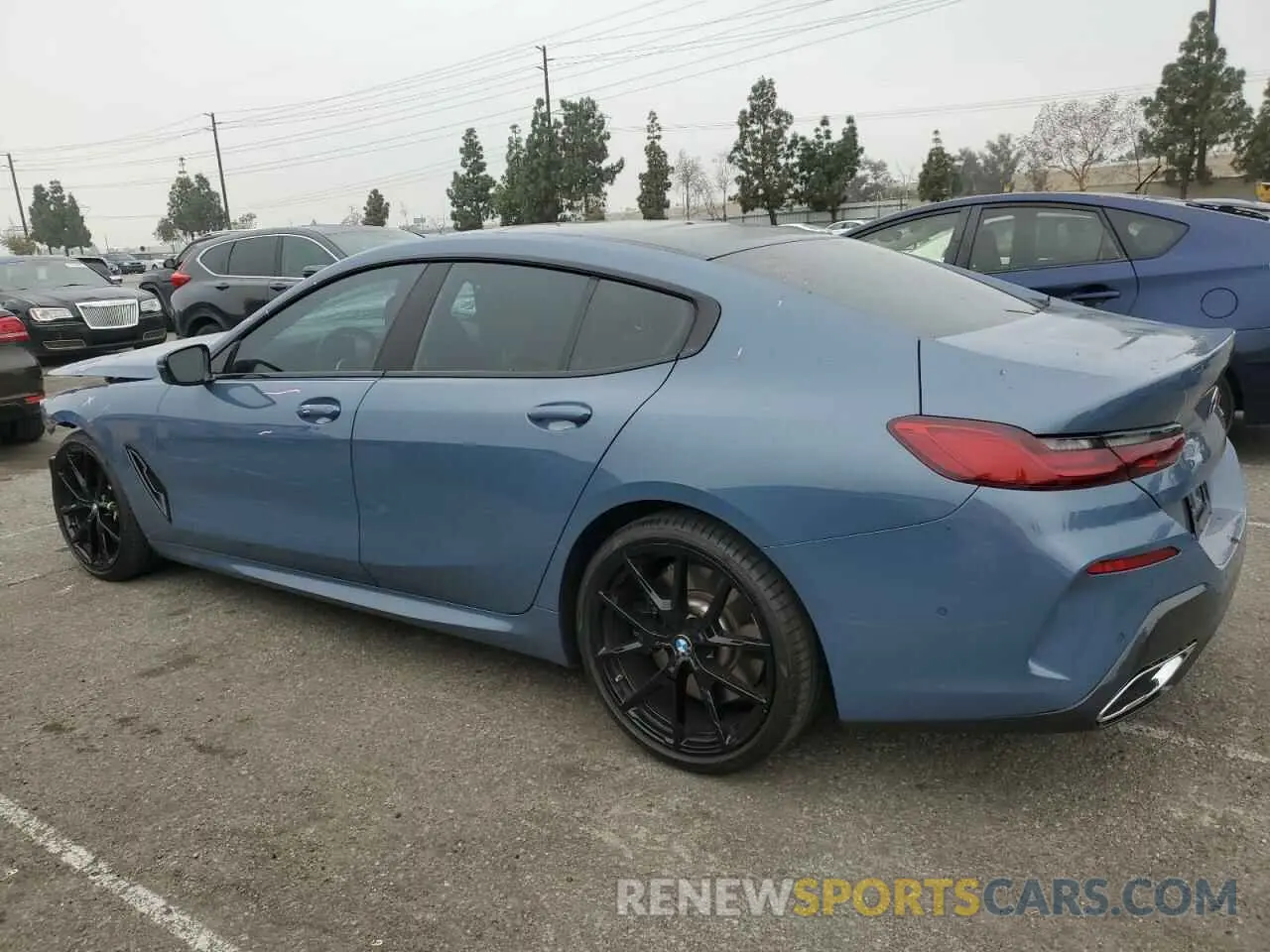 2 Фотография поврежденного автомобиля WBAGV2C09NCH74342 BMW 8 SERIES 2022