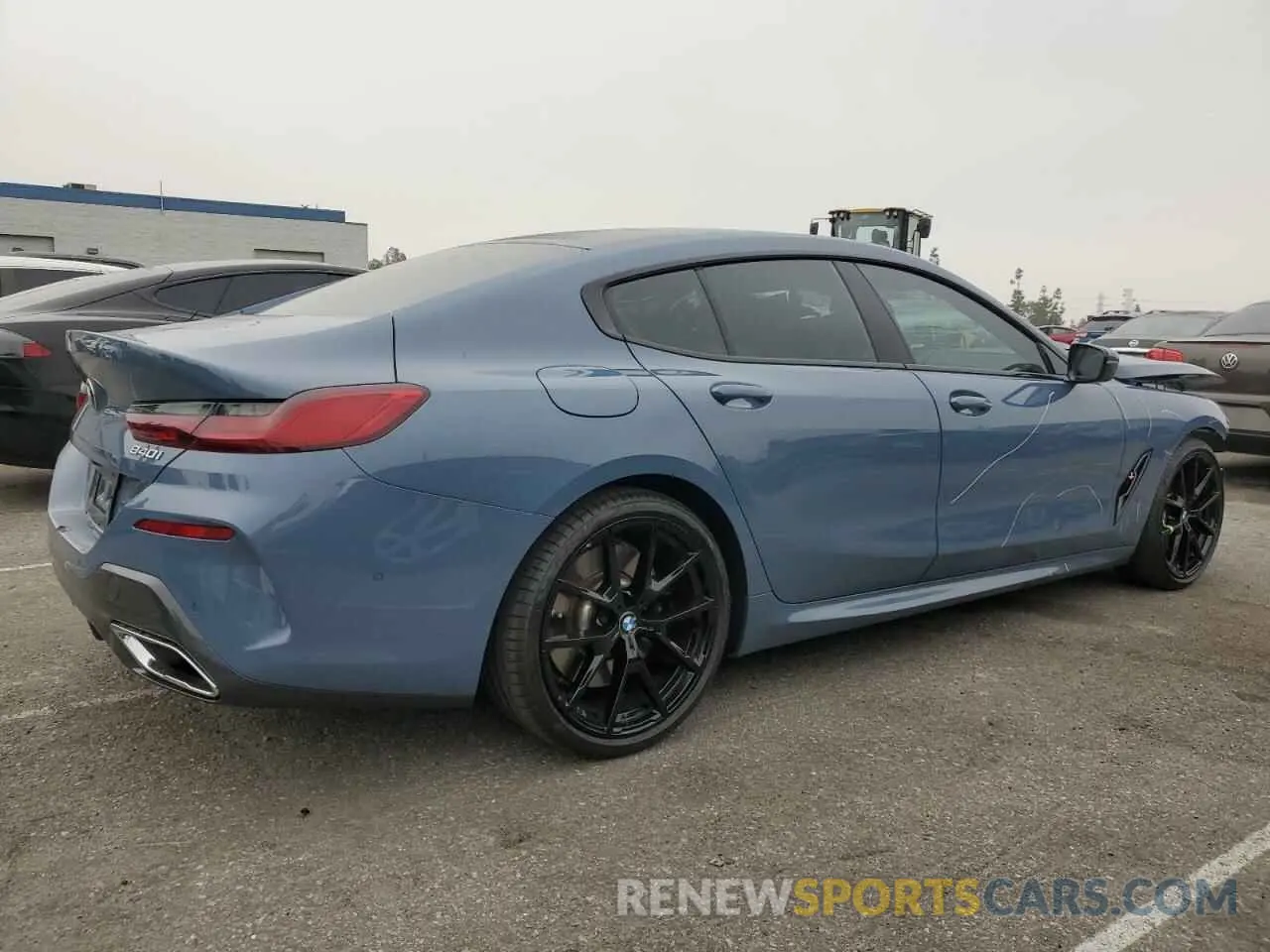 3 Фотография поврежденного автомобиля WBAGV2C09NCH74342 BMW 8 SERIES 2022