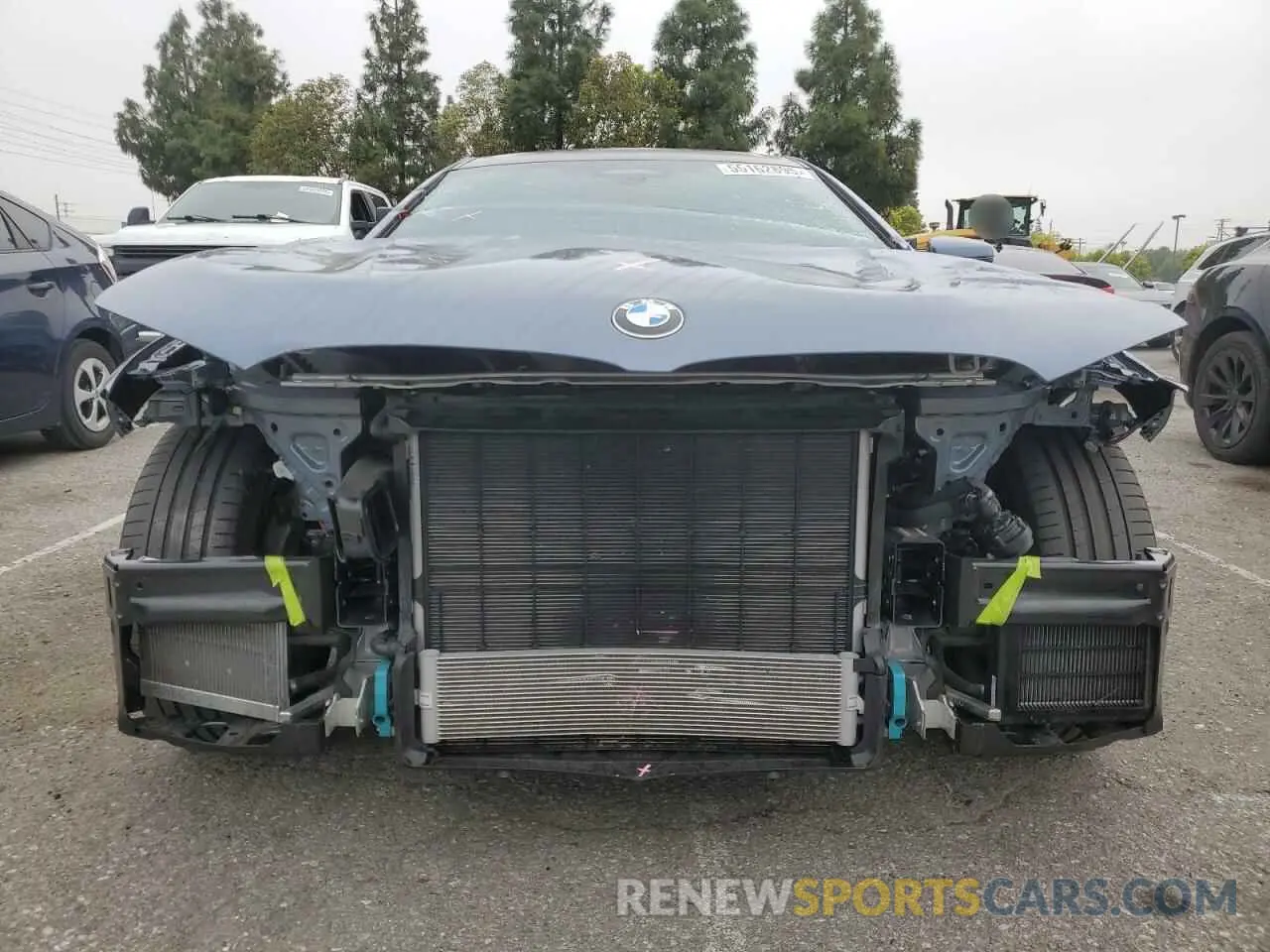 5 Фотография поврежденного автомобиля WBAGV2C09NCH74342 BMW 8 SERIES 2022