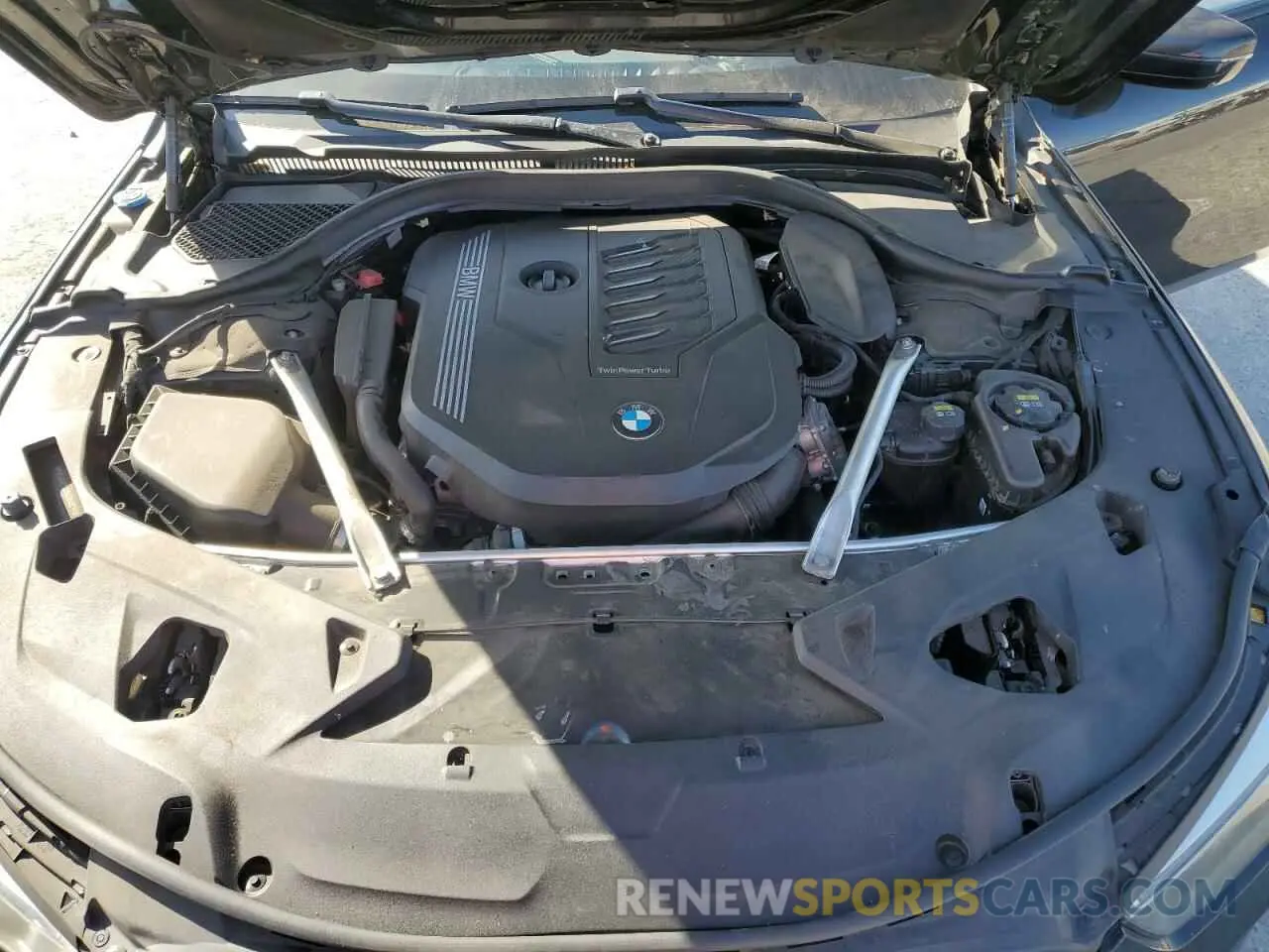 11 Photograph of a damaged car WBAGV2C0XNCG99912 BMW 8 SERIES 2022