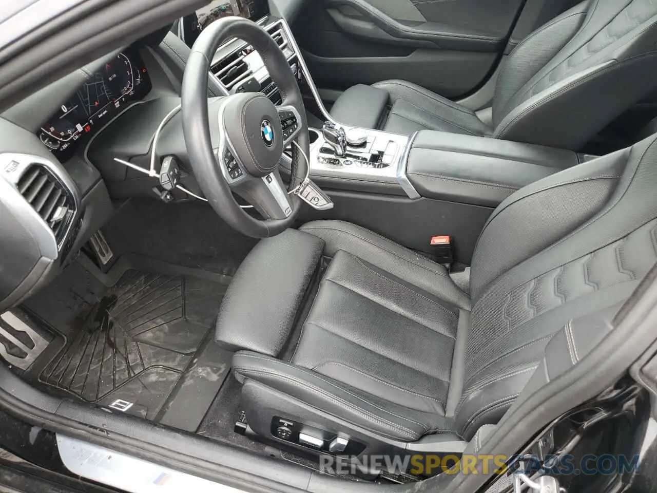7 Photograph of a damaged car WBAGV4C09NCK23692 BMW 8 SERIES 2022