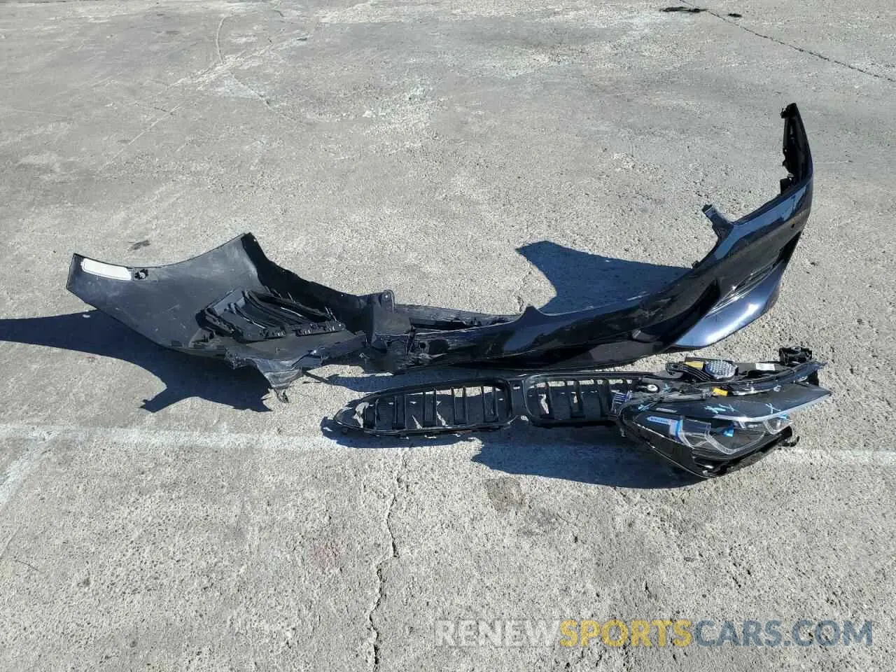 12 Фотография поврежденного автомобиля WBAGV2C05RCP20023 BMW 8 SERIES 2024
