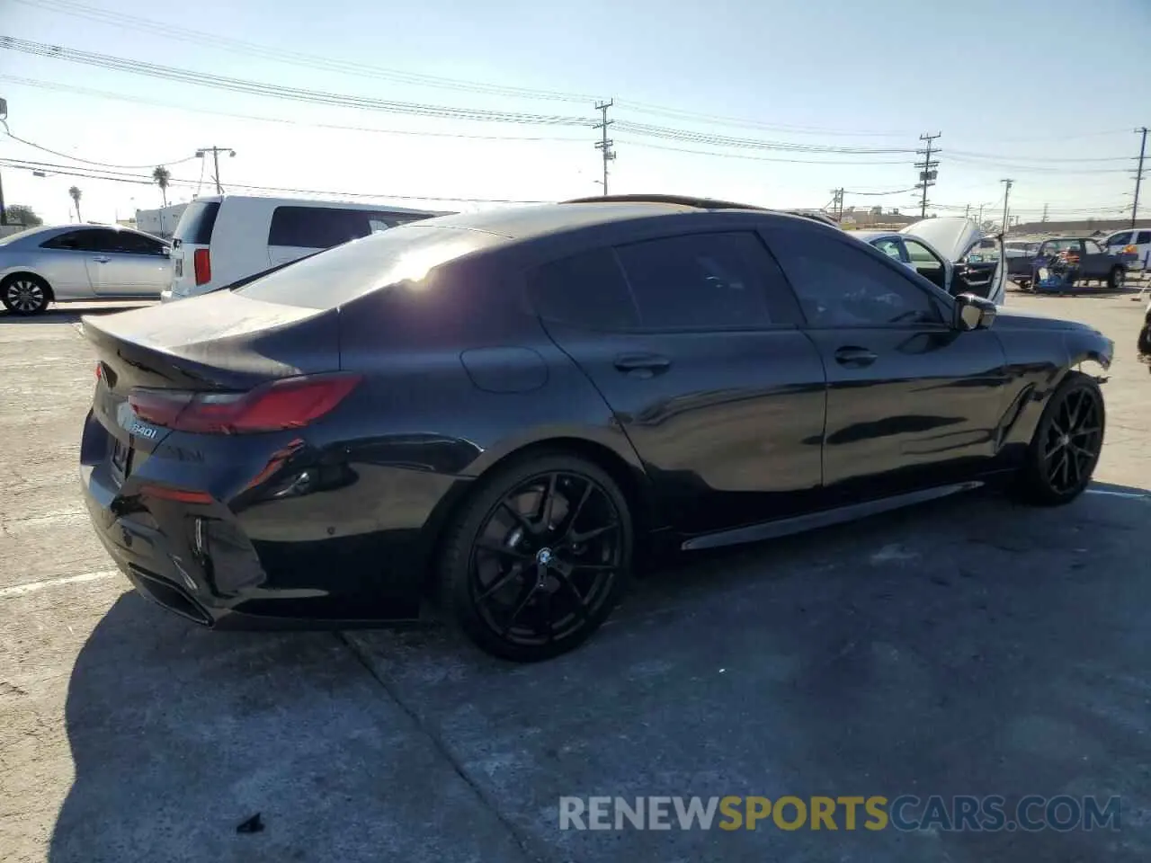 3 Фотография поврежденного автомобиля WBAGV2C05RCP20023 BMW 8 SERIES 2024