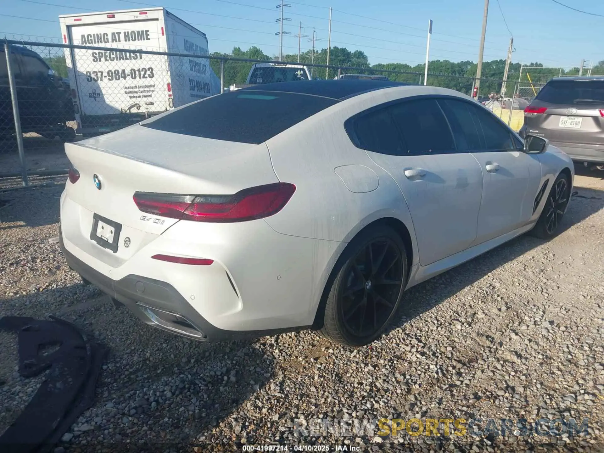 4 Фотография поврежденного автомобиля WBAGV2C01NCJ90613 BMW 840 GRAN COUPE 2022