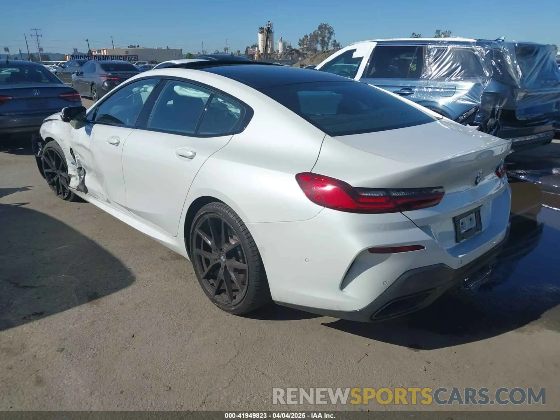 3 Фотография поврежденного автомобиля WBAGV2C06RCR88952 BMW 840 GRAN COUPE 2024