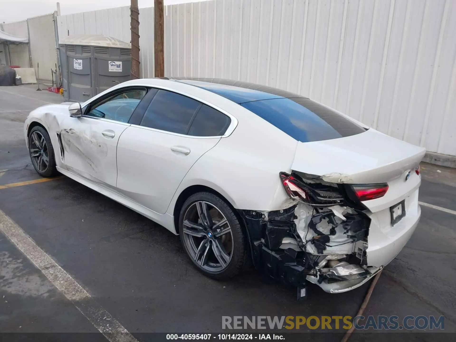 3 Photograph of a damaged car WBAGV2C06LCD43468 BMW 840I 2020